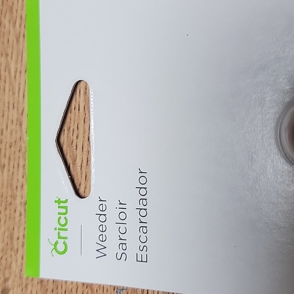Cricut Weeder Tool - Picture 2 of 5